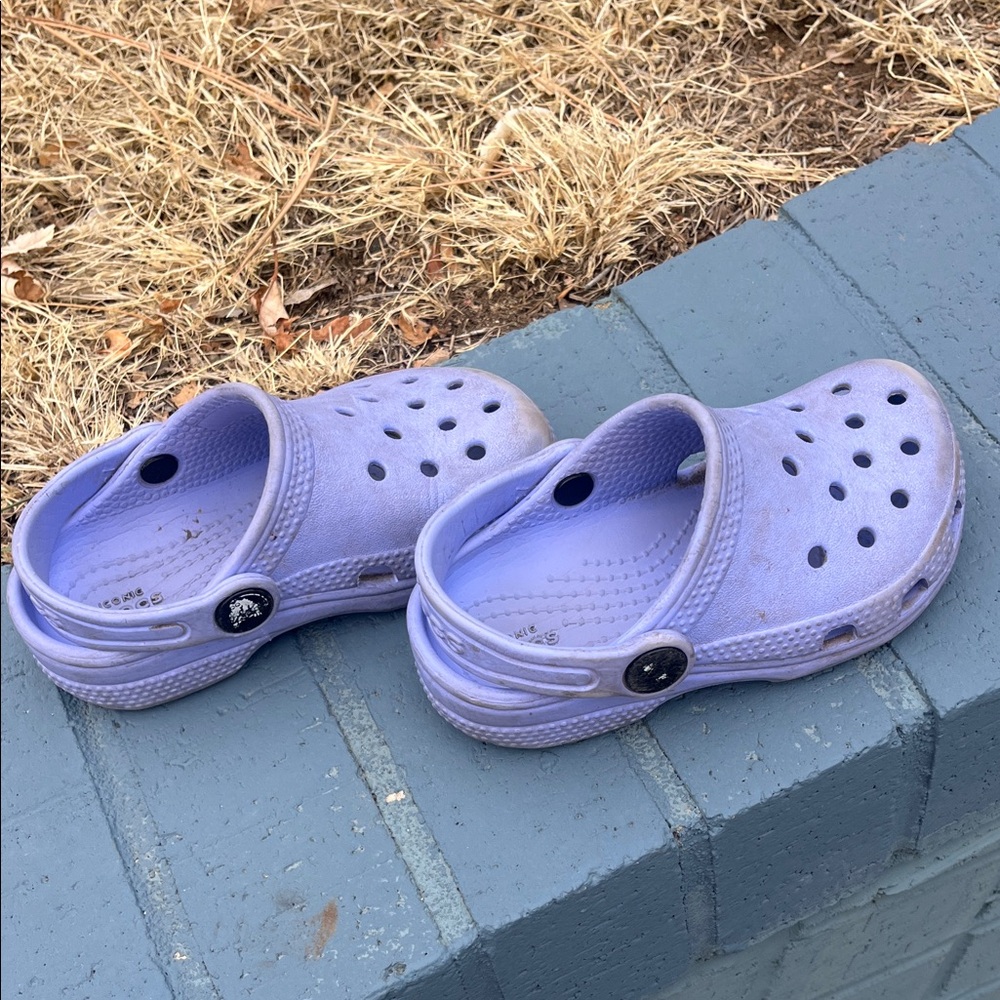 CROCS Kids Lavender Water Shoes